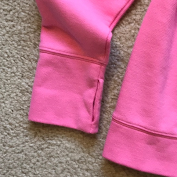 Lilly Pulitzer - Picture 6 of 8